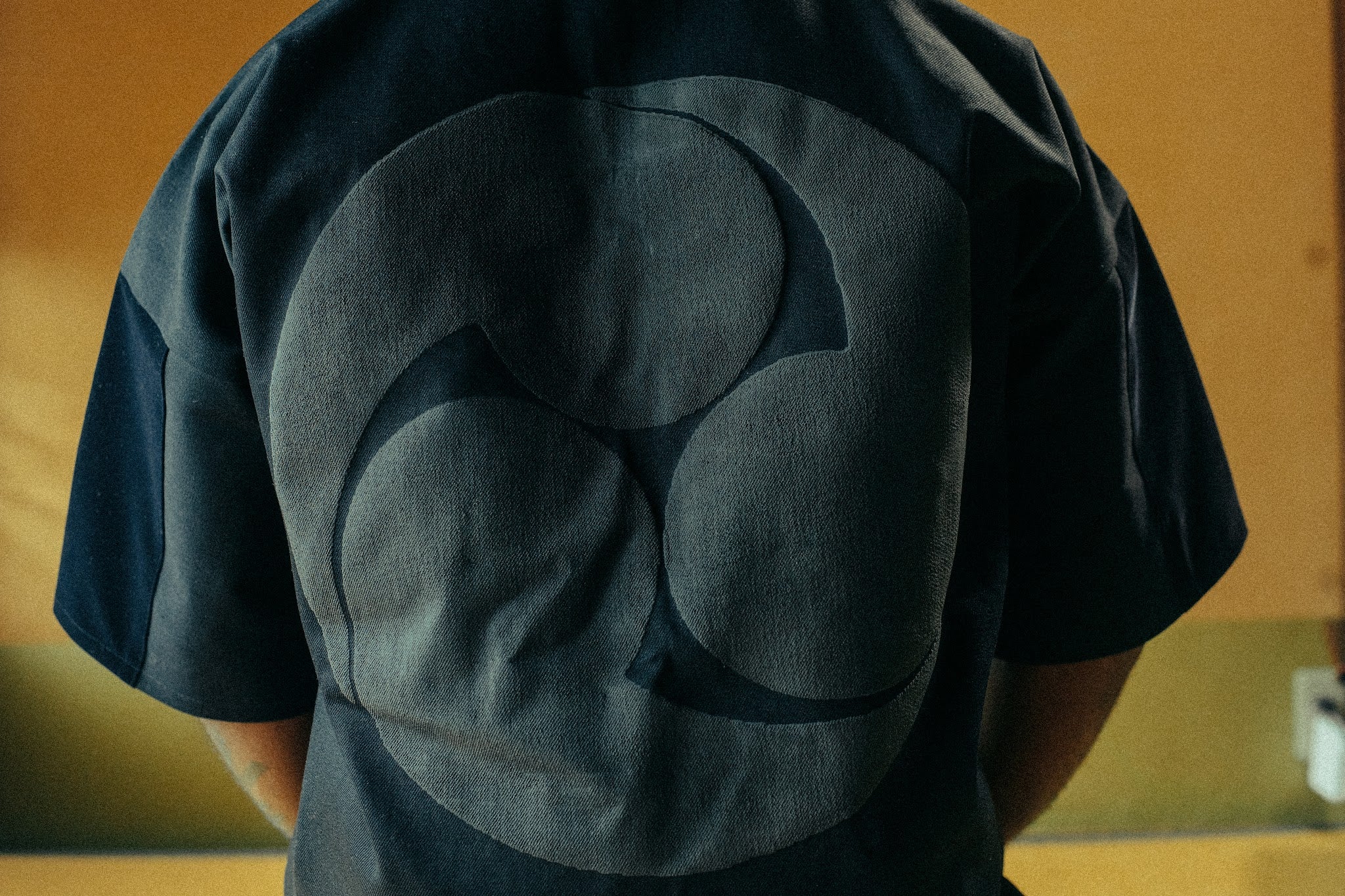 Stillness Samue — Denim — tomoe back